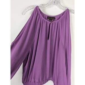 Bold elements Blouson top Sz L NWTElastic sleeves + waist, slit sleeves Romantic